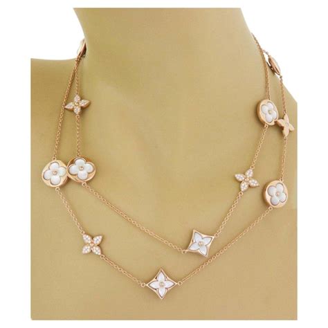 louis vuitton necklace pearl|Louis Vuitton monogram necklace.